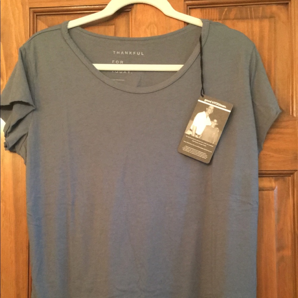 Good hYOUman NWT Helen -ss round hem